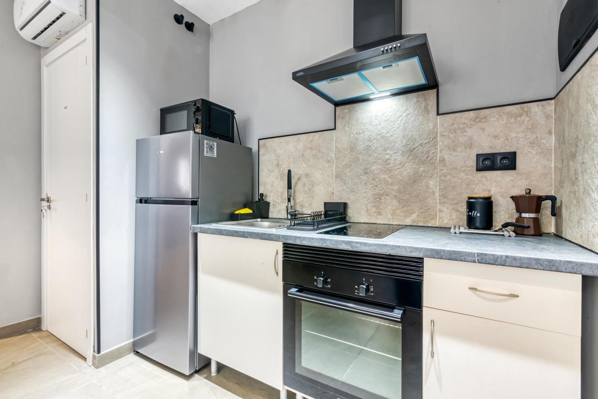 City Scape Suites Валенсия Экстерьер фото