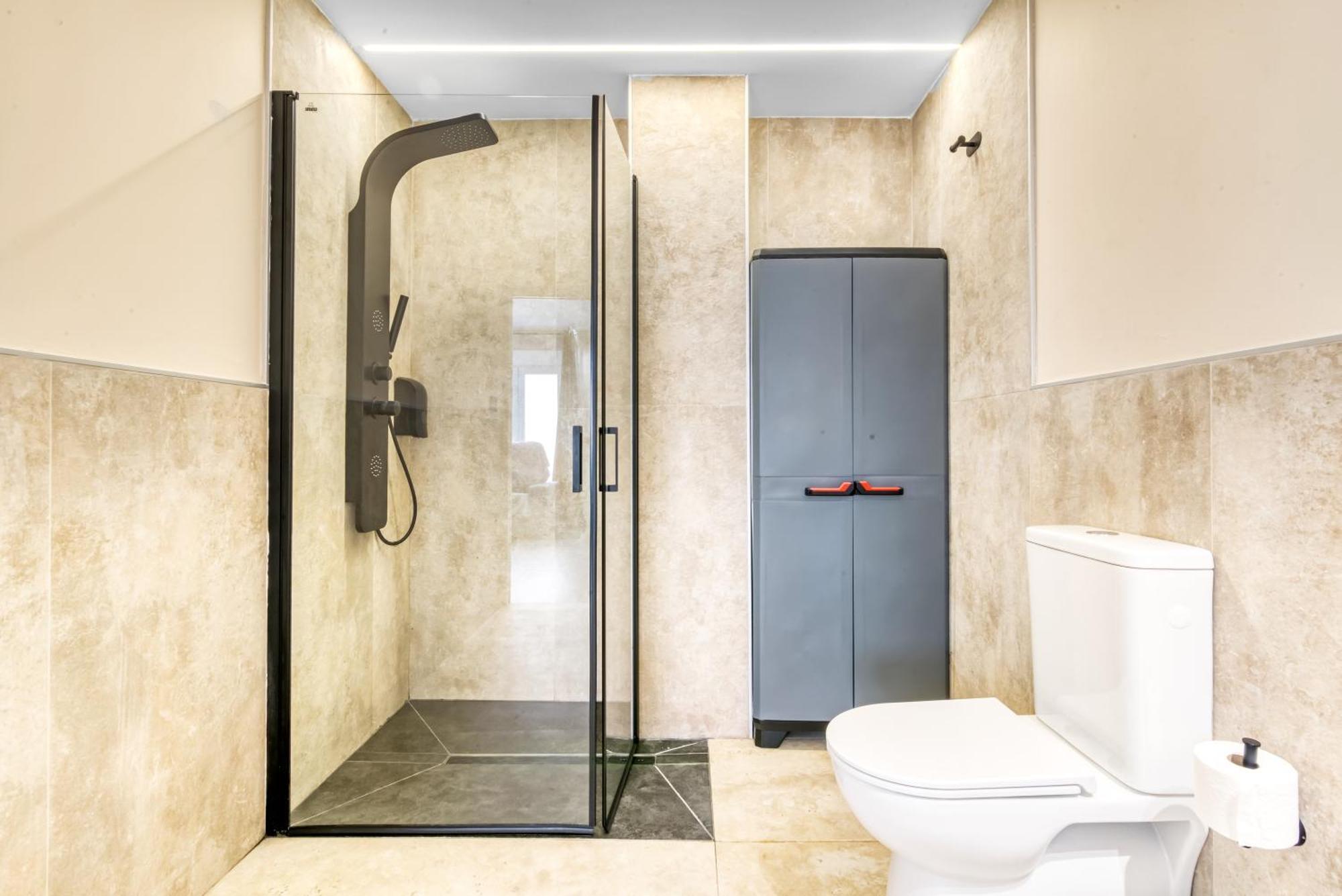 City Scape Suites Валенсия Экстерьер фото